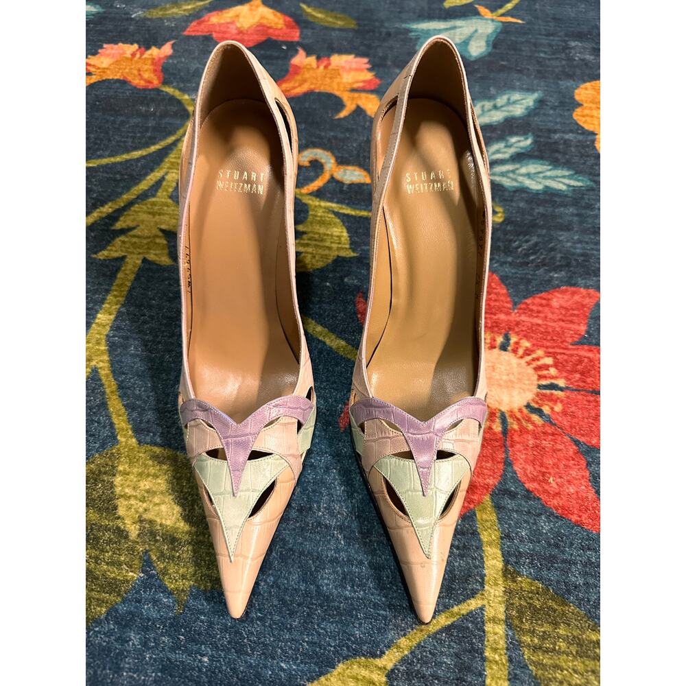Stuart Weitzman Pointed Toe Heels Size 7.5 - image 4